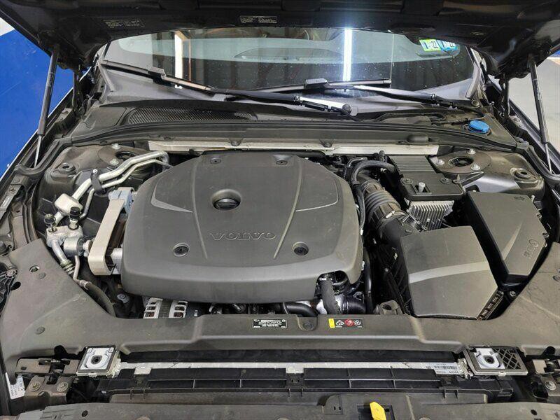 2019 Volvo S60 Image 30