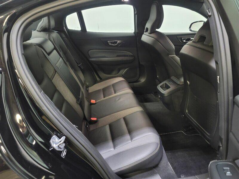 2019 Volvo S60 Image 37