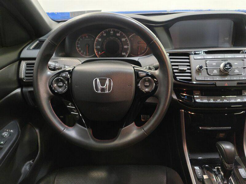 2017 Honda Accord Image 6