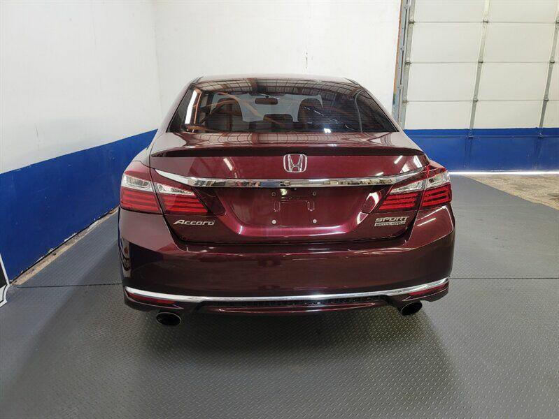 2017 Honda Accord Image 20