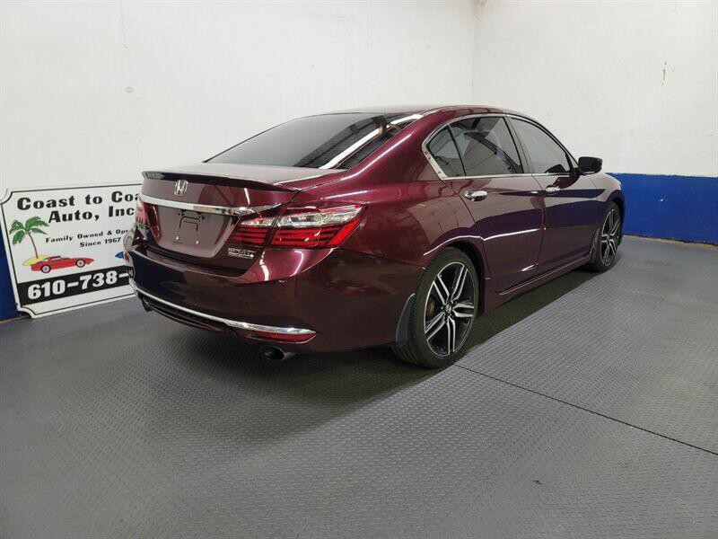 2017 Honda Accord Image 23