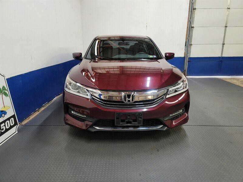 2017 Honda Accord Image 28