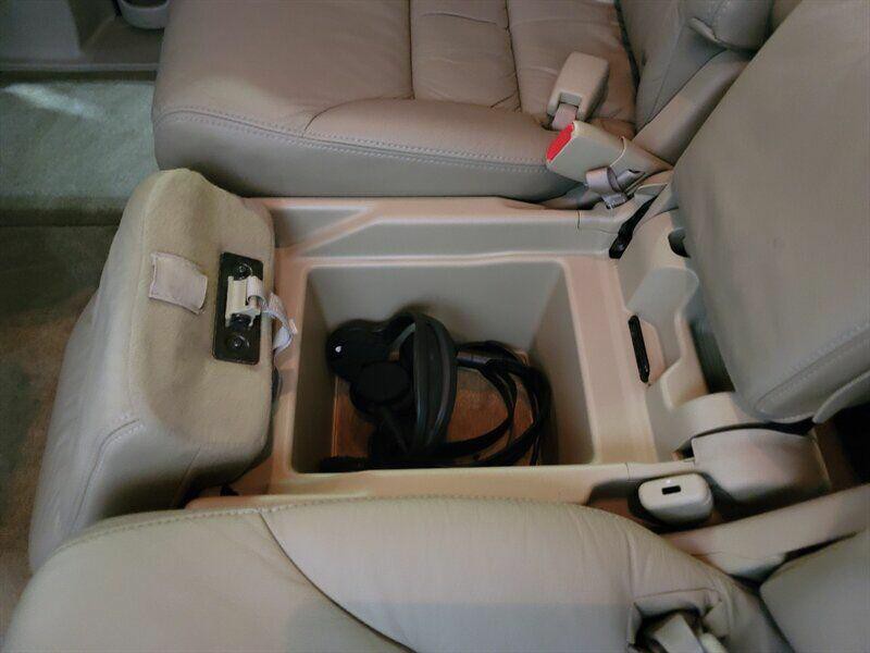 2009 Honda Odyssey Image 36