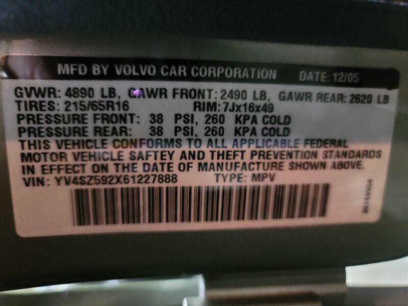 2006 Volvo XC70 Image 11