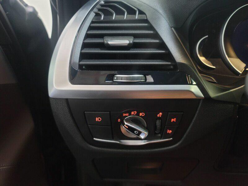 2018 BMW X3 Image 9