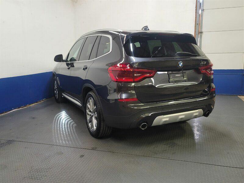 2018 BMW X3 Image 27