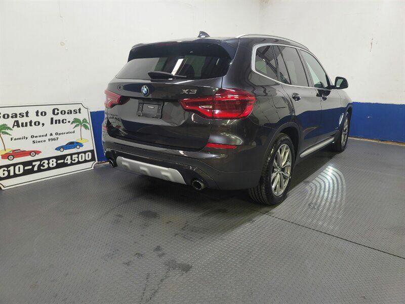 2018 BMW X3 Image 32