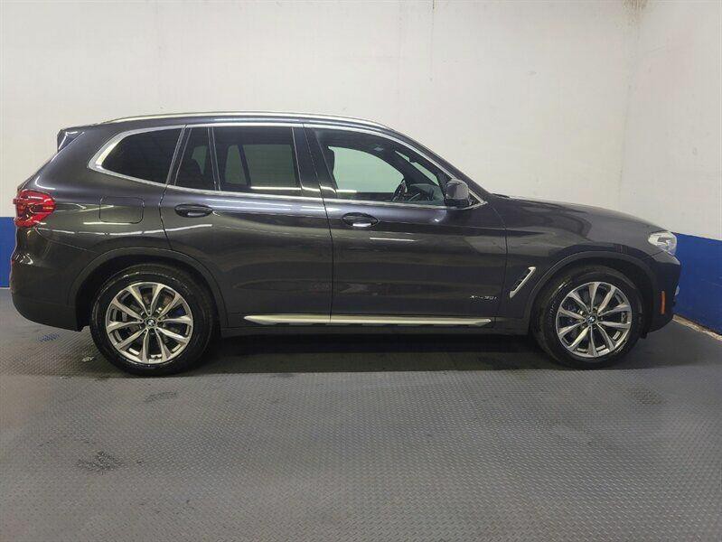 2018 BMW X3 Image 33