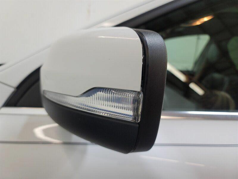 2016 Volvo XC60 Image 4