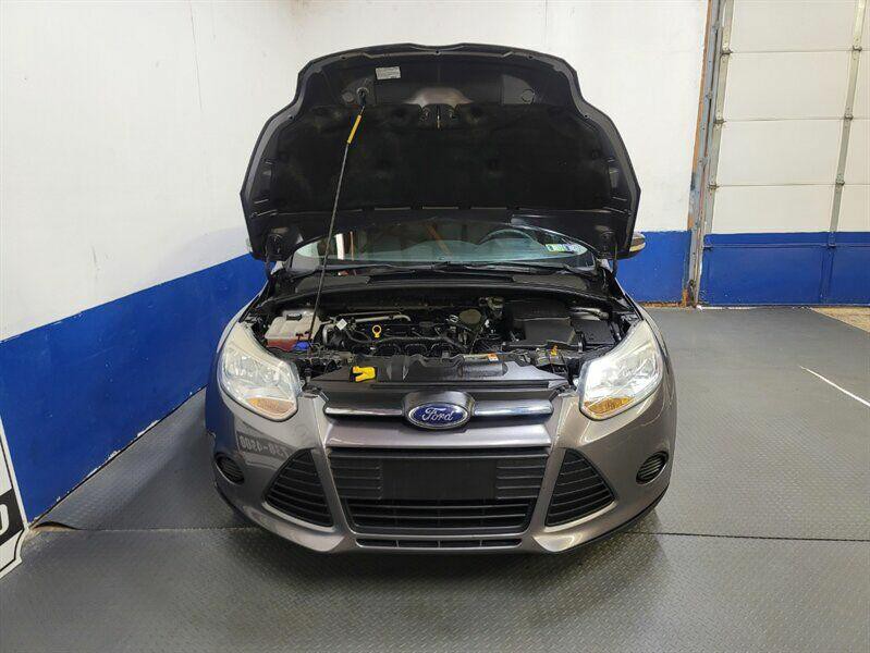 2013 Ford Focus Image 17