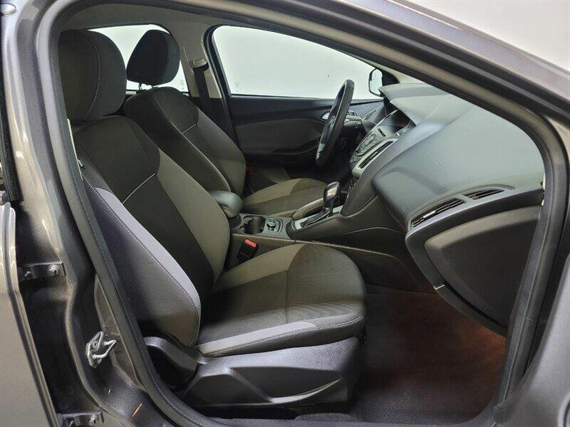 2013 Ford Focus Image 25