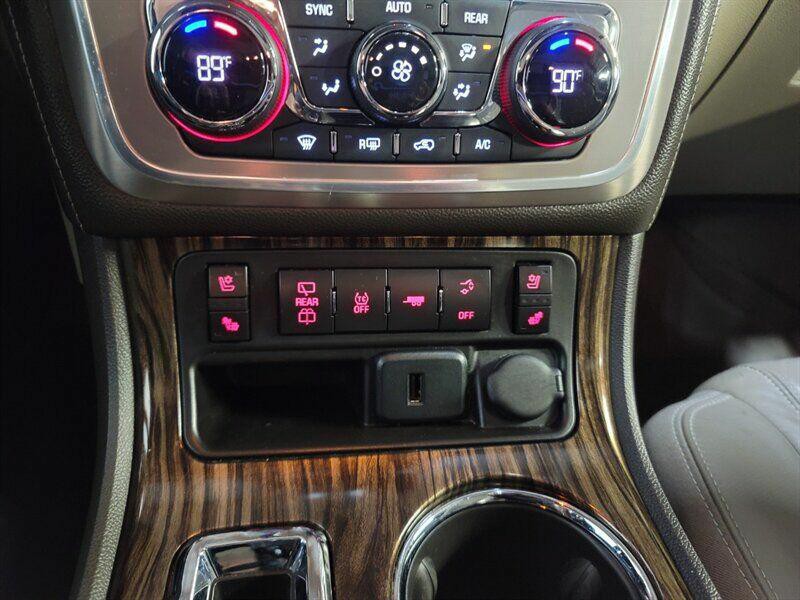 2015 GMC Acadia Image 23
