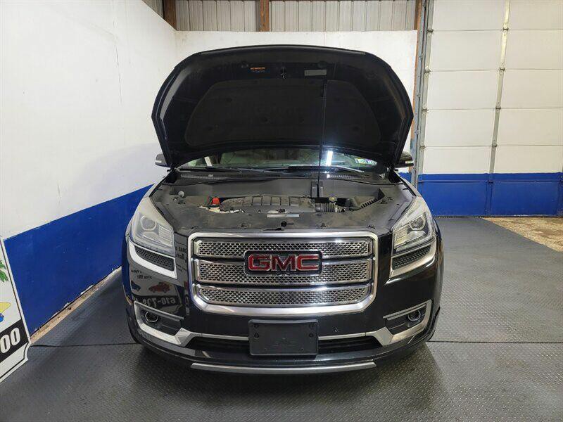 2015 GMC Acadia Image 28