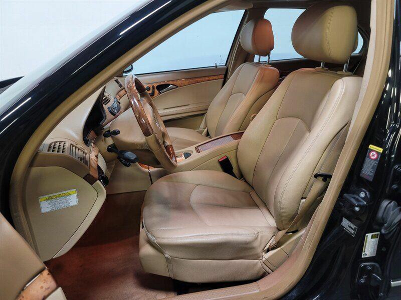 2008 Mercedes-Benz E-Class Image 5