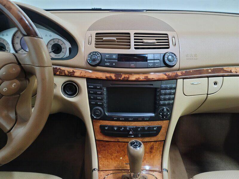 2008 Mercedes-Benz E-Class Image 9
