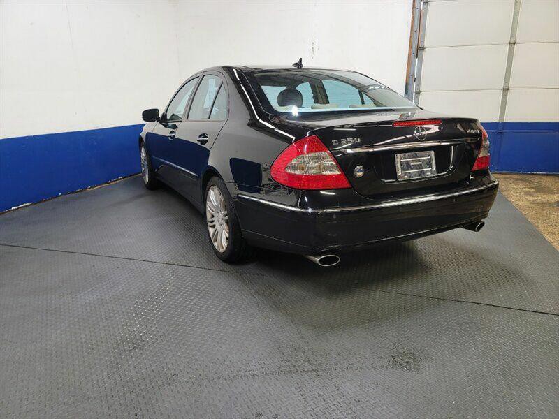 2008 Mercedes-Benz E-Class Image 20