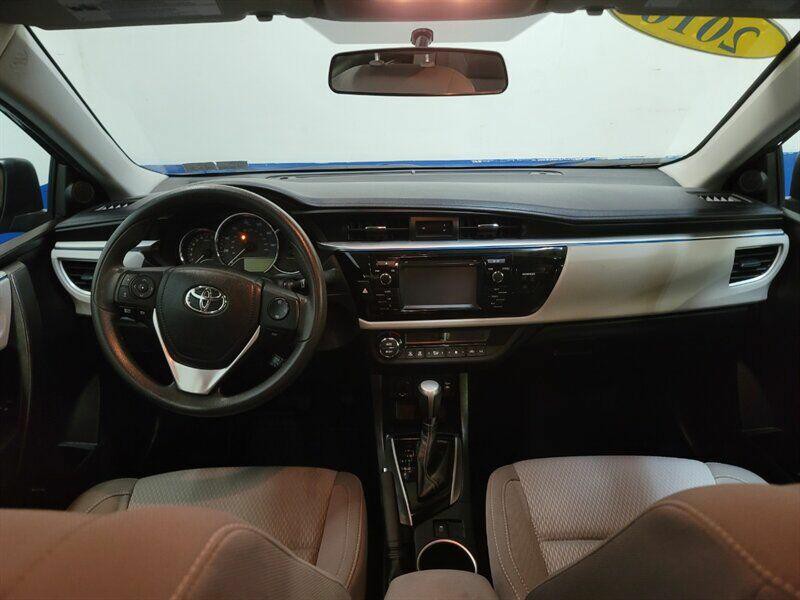 2016 Toyota Corolla Image 5