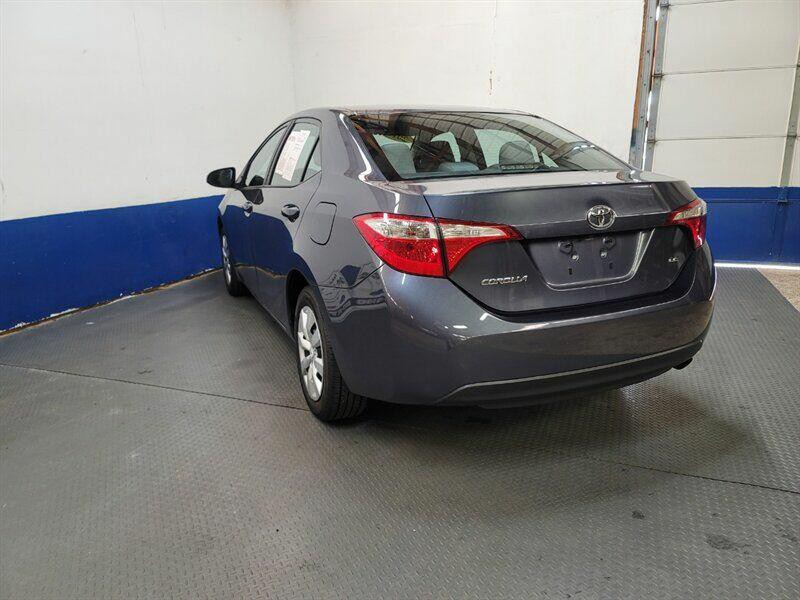 2016 Toyota Corolla Image 21