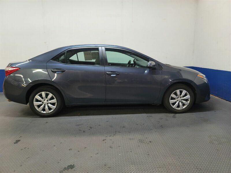 2016 Toyota Corolla Image 26