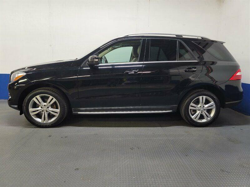 2015 Mercedes-Benz M-Class Image 2