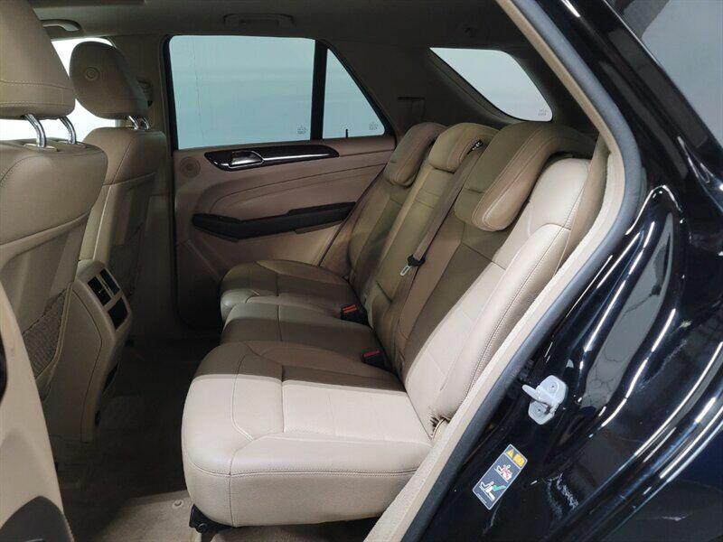 2015 Mercedes-Benz M-Class Image 6