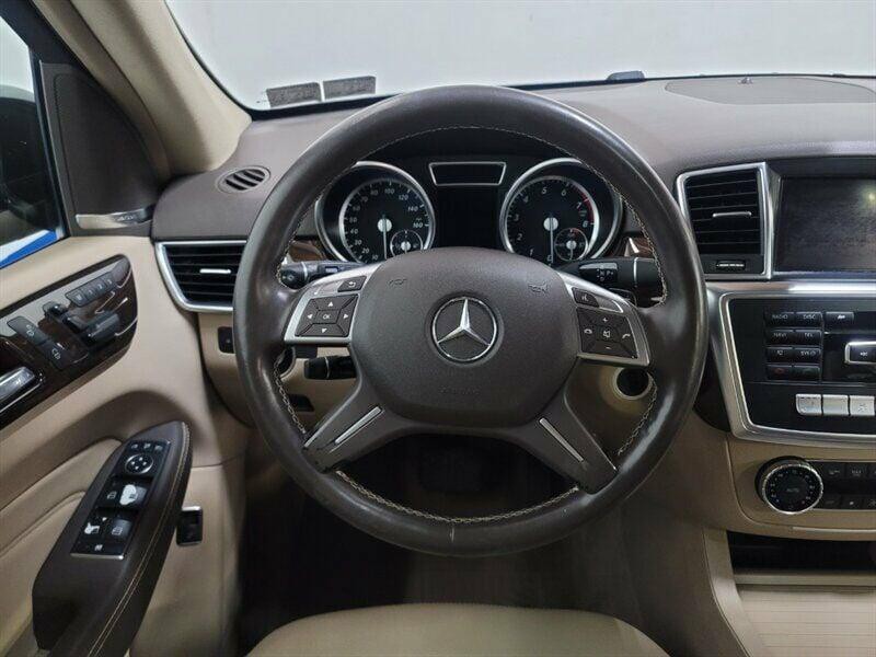 2015 Mercedes-Benz M-Class Image 8