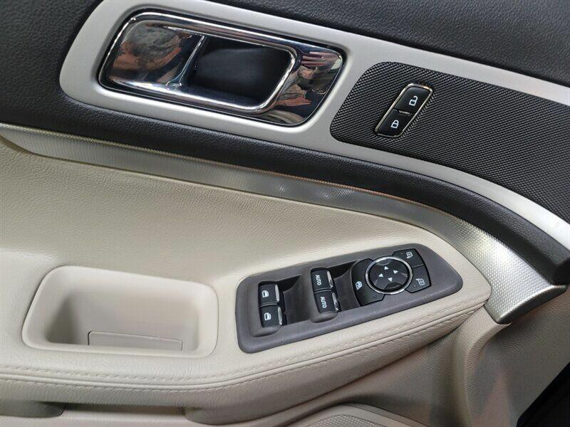 2012 Ford Explorer Image 6