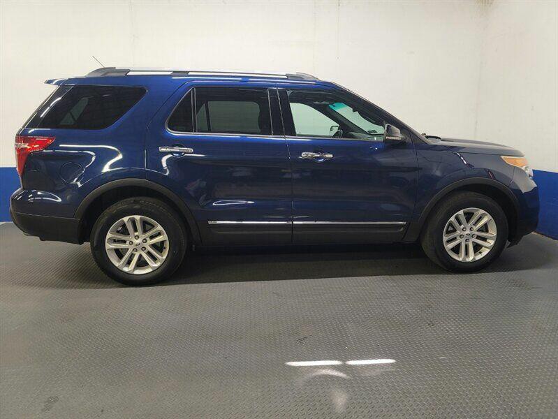 2012 Ford Explorer Image 28