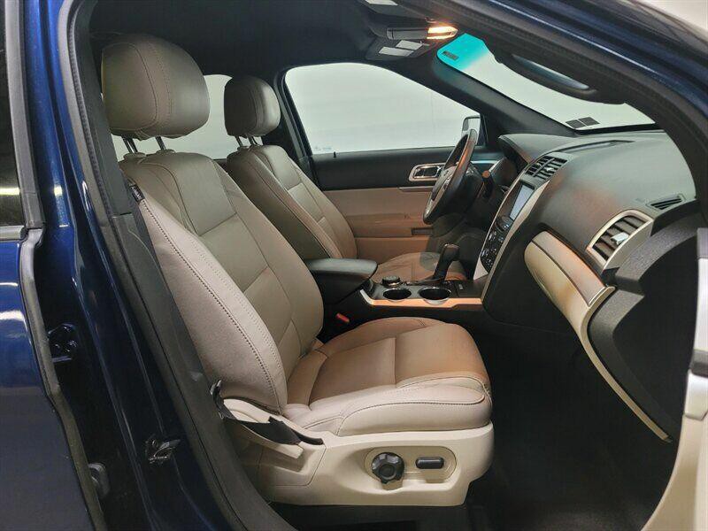 2012 Ford Explorer Image 32