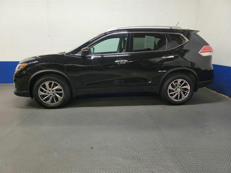 2015 Nissan Rogue Image 2