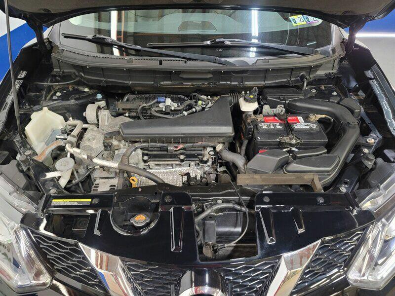 2015 Nissan Rogue Image 28