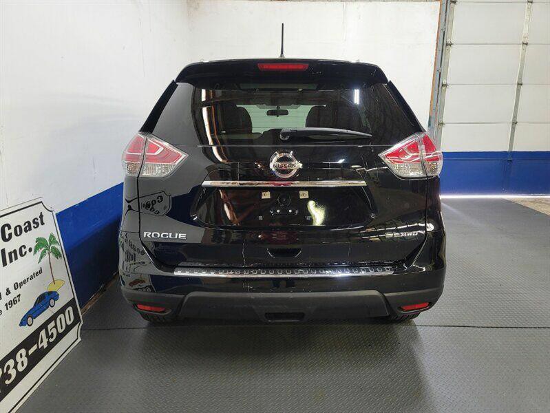 2015 Nissan Rogue Image 30