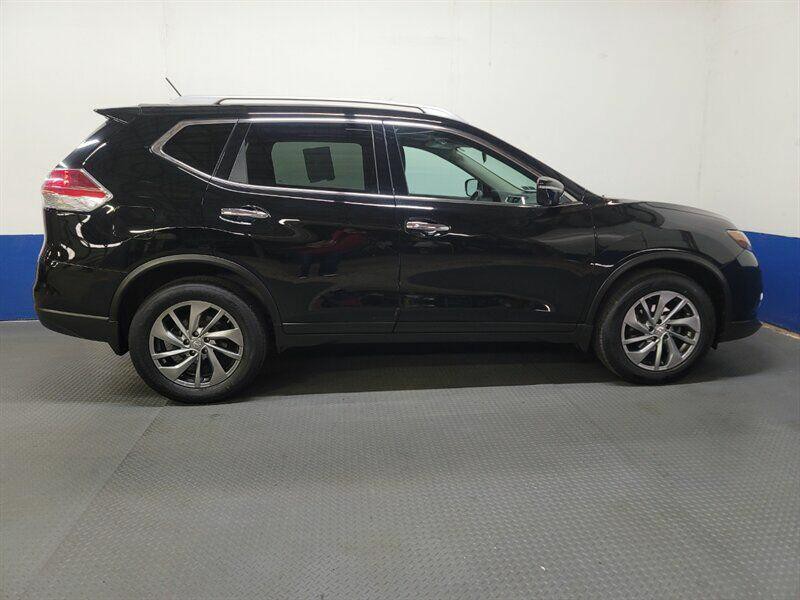 2015 Nissan Rogue Image 35