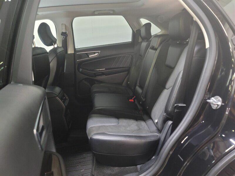 2018 Ford Edge Image 8
