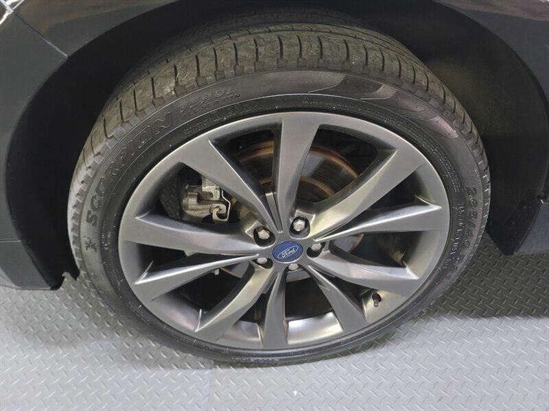 2018 Ford Edge Image 33