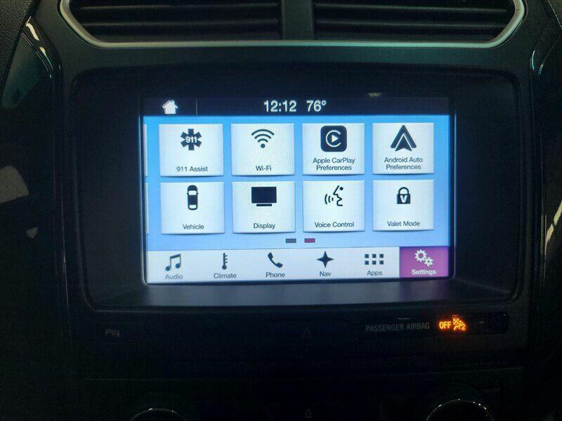2017 Ford Explorer Image 24