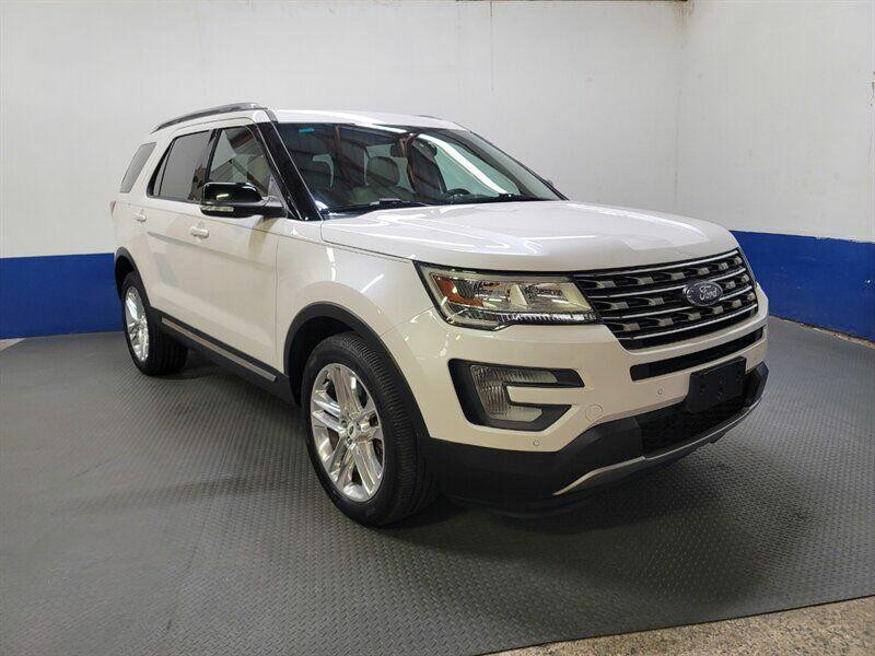 2017 Ford Explorer Image 47