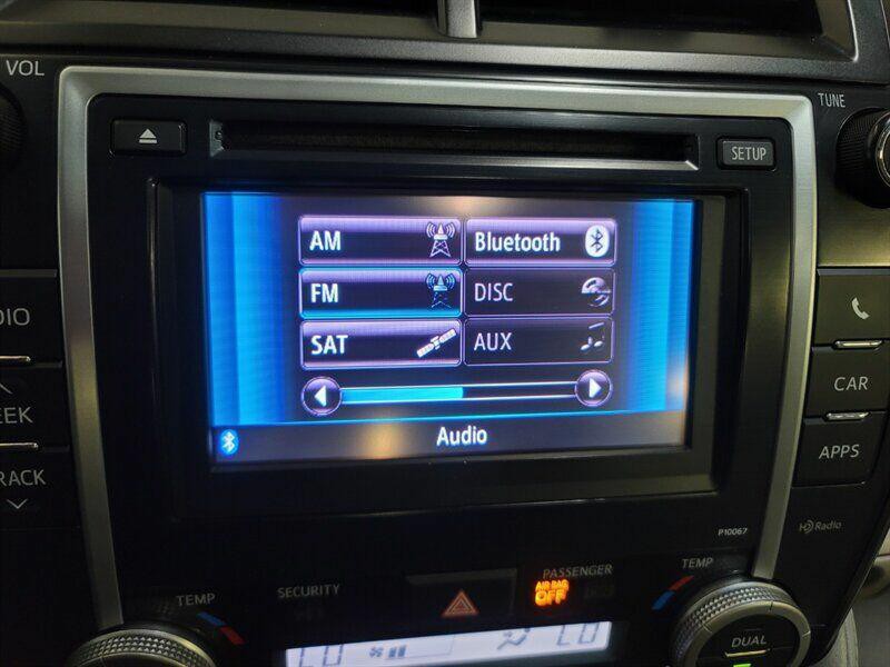 2013 Toyota Camry Image 11