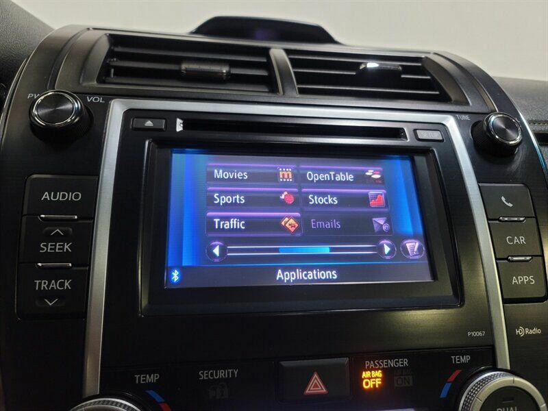 2013 Toyota Camry Image 14