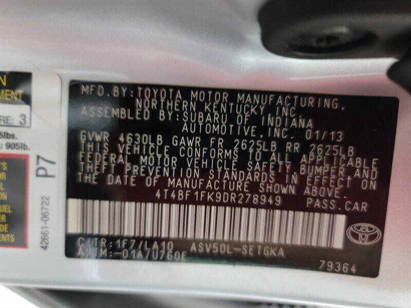 2013 Toyota Camry Image 21