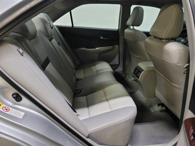 2013 Toyota Camry Image 31