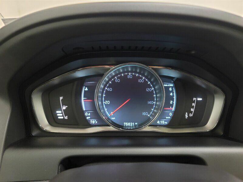 2015 Volvo XC60 Image 10