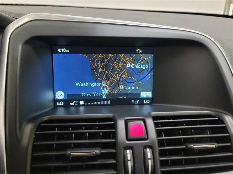 2015 Volvo XC60 Image 15