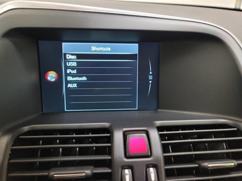 2015 Volvo XC60 Image 20