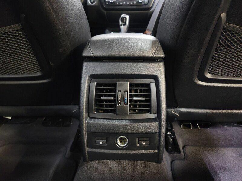 2014 BMW 3 Series Image 34
