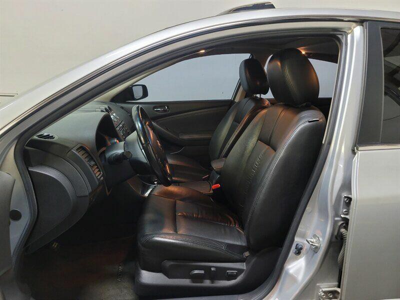 2012 Nissan Altima Image 5