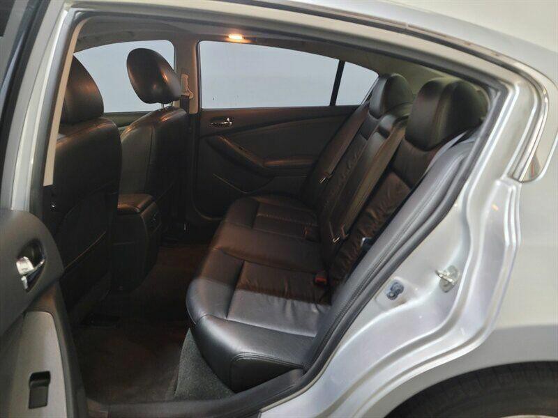 2012 Nissan Altima Image 6
