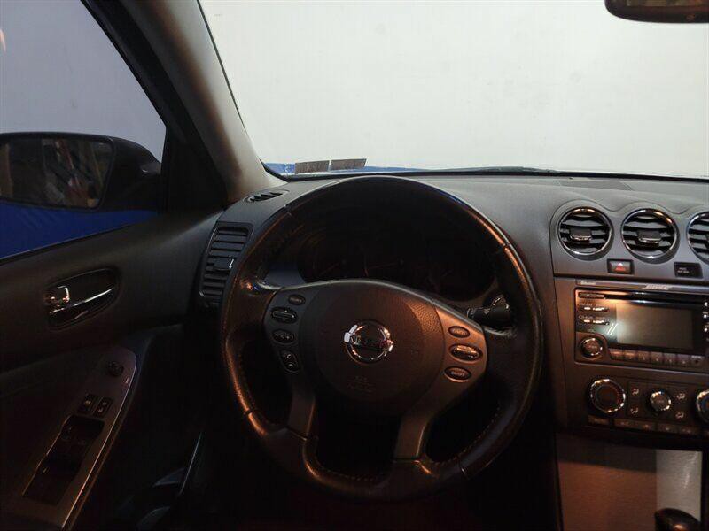2012 Nissan Altima Image 8