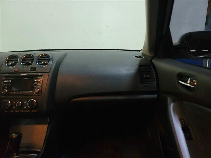 2012 Nissan Altima Image 12