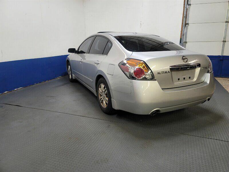 2012 Nissan Altima Image 15